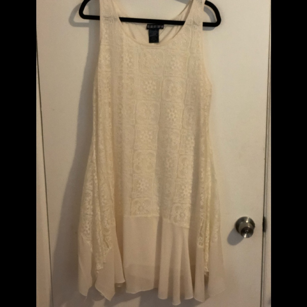Lace dress
